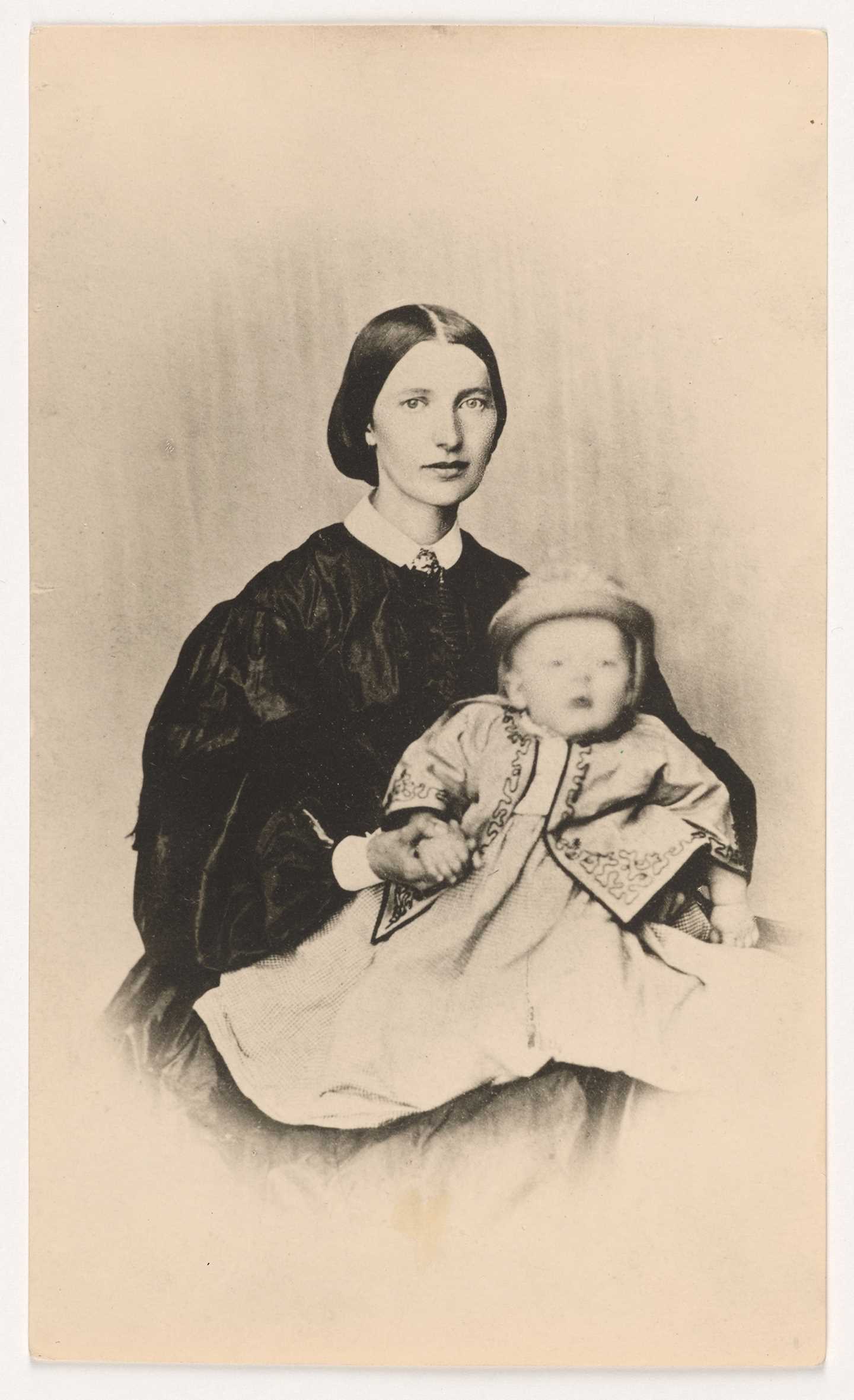 Laura Cathrine Munch med lille Edvard på fanget, 1864.Foto © Munchmuseet